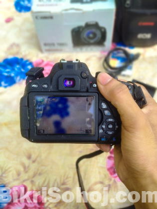 Canon 700d